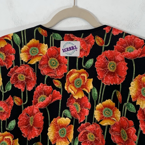 S.C.R.U.B.S. Medical Faux Wrap Floral Multi-Color Women’s Size L 100% Cotton Top - Picture 9 of 15